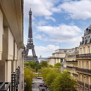 Canopy By Hilton Eiffel Tower Hotel