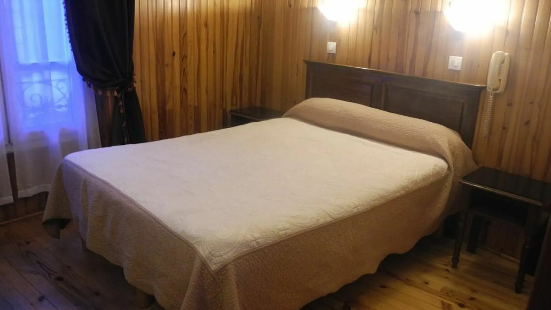 Hotel Paris Nord 2*,  Franciaország